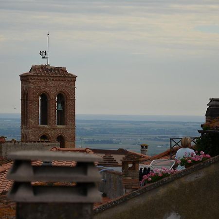 La Divina Dimora Il Castello Degli Spiriti Magni Appartement Montepescali Kamer foto