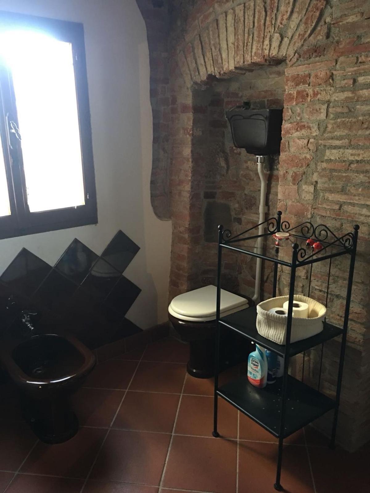 La Divina Dimora Il Castello Degli Spiriti Magni Appartement Montepescali Buitenkant foto