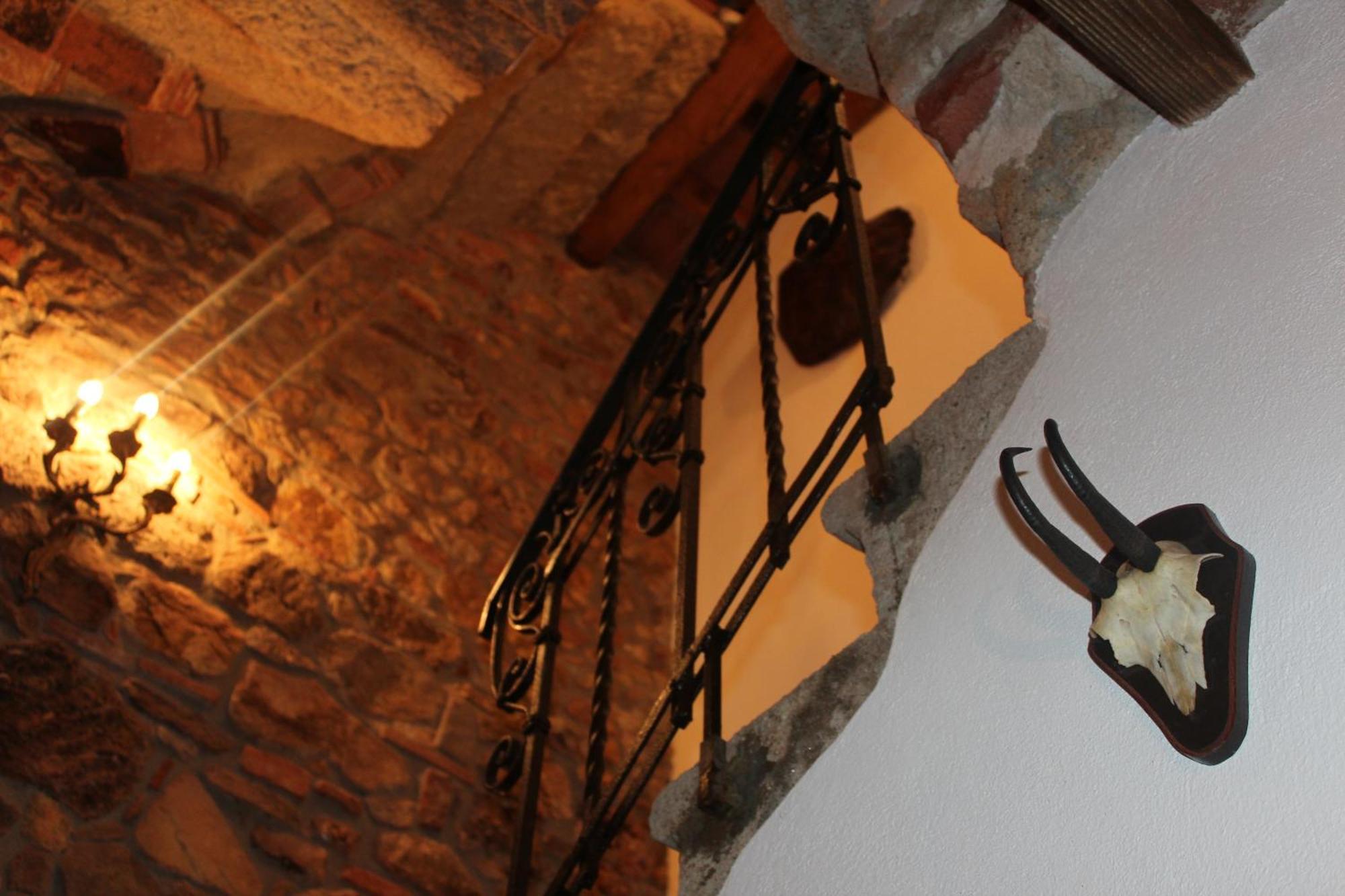 La Divina Dimora Il Castello Degli Spiriti Magni Appartement Montepescali Kamer foto