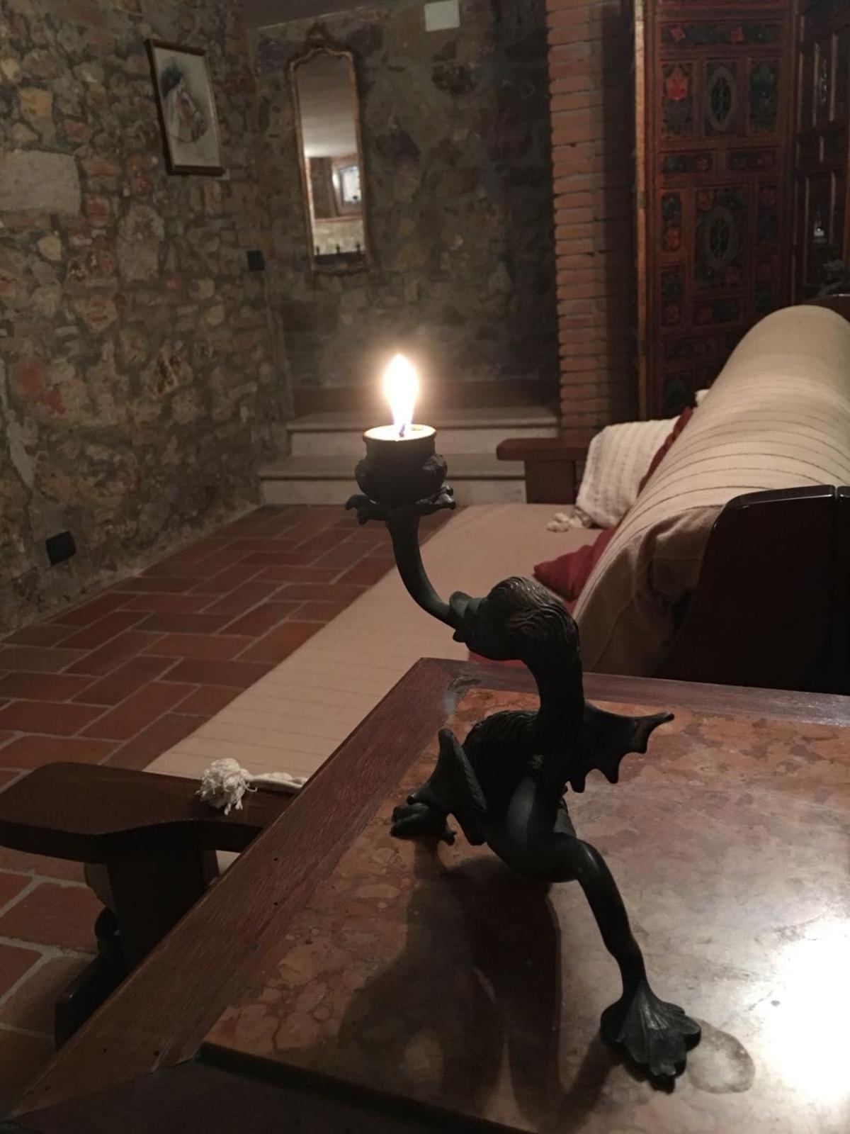 La Divina Dimora Il Castello Degli Spiriti Magni Appartement Montepescali Buitenkant foto